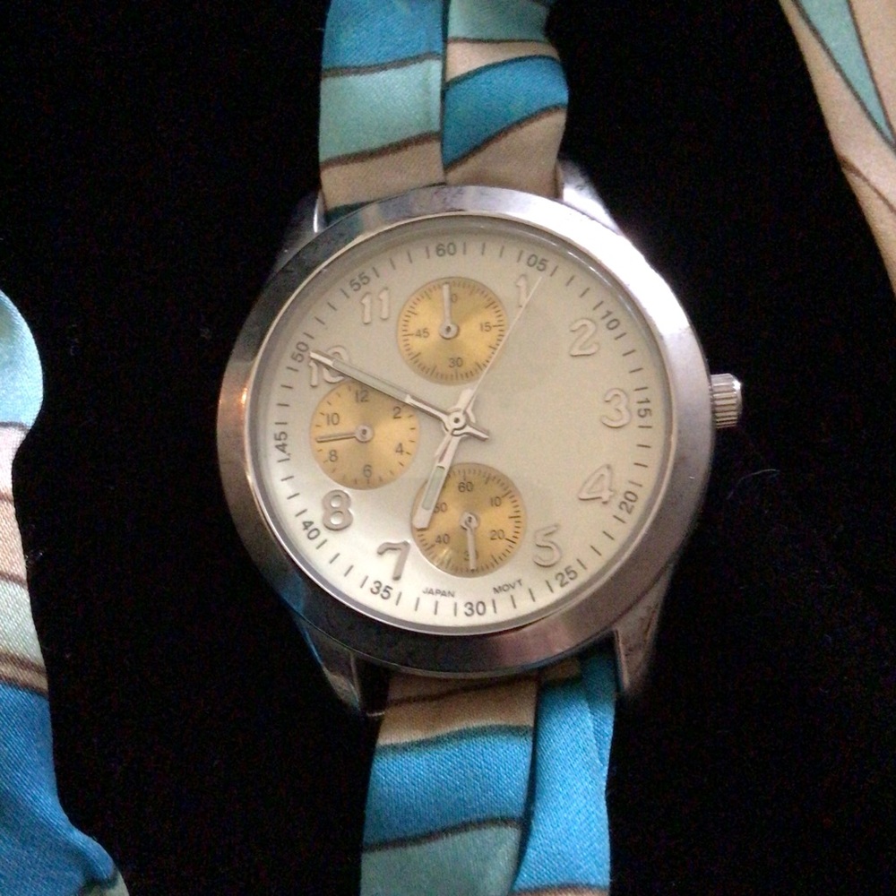 Women’s Watch With Colorful Silk Scarf Band - Picture 2 of 8